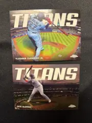 2023 Topps Chrome Update Titans Inserts Vladimir Guerrero Jr. & Pete Alonso