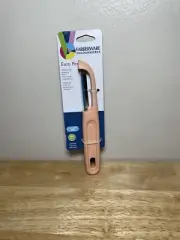 Brand New Farberware Colourworks Pink Euro Peeler BPA Free & Dishwasher Safe!