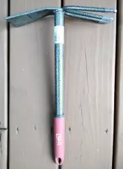 BOND 6703BG 3-Tine Steel 15" Hoe-Cultivator Gardening Hand Tool w Padded Handle