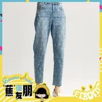在飛比找momo購物網優惠-【BLUE WAY】女裝 雷射滿版香蕉版型男友褲 牛仔褲-E