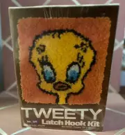 Rare Vintage Sealed!!! 1978 Looney Toons Latch Hook Kit - Tweety Bird,