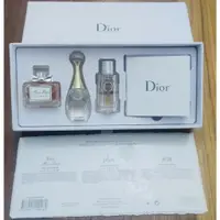 在飛比找蝦皮購物優惠-{全新} Dior 迪奧 迷你香水 小香 小香禮盒 三件組 