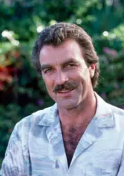 Tom Selleck on Magnum PI 1985 TV OLD PHOTO 6