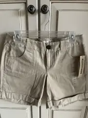 DKNY Jeans Womens Shorts Size 6P Khaki Light Tan Cuffed New