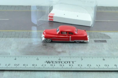 Busch 43416 Cadillac 1952 Car Red 1:87 Scale HO