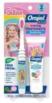 Diana Training Toothpaste Fluoride-Free, 1 Toothbrush, 1 Toothpaste 1oz