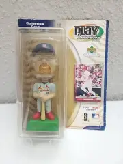 Upper Deck Play Makers Mark McGwire #25 2001 Cardinals Bobble Head Card Included