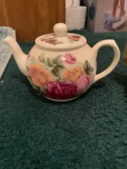 David Michael China Staffordshire England Red Rose Small Teapot