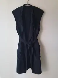 在飛比找Yahoo!奇摩拍賣優惠-Zara 黑色西裝長版背心 外套 kiito mango v