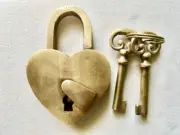 Vintage Love Heart Forever PADLOCK Solid Brass Antique style Lock heavy Keys B
