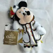 New Disney Christmas Minnie Plush Badge