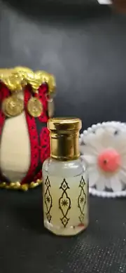 Handmade Natural Musk Tahara | Luxurious Women's Perfume | Long-Lasting Gift
