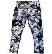 Technical Knockout Women's Floral Active Capri Leggings Black/White (Size: 3XL)