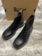 DR. MARTENS 1460 BEX SQUARED TOE LEATHER LACE UP BOOTS MSRP$200 UNISEX