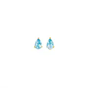 9ct Sky Blue Topaz Stud Earrings in Blue