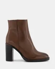 Shelly Shen Evict/Tan Womens Boots 37