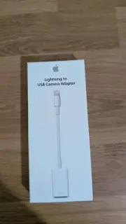 Apple MD821AM/A Lightning to USB Camera Adapter