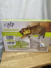 AFP Interactives Puzzle Cat Feeder