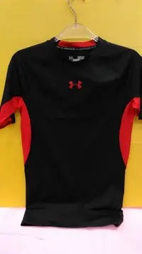 在飛比找Yahoo!奇摩拍賣優惠-Under Armour 男 UA HG輕量短袖緊身衣 黑紅