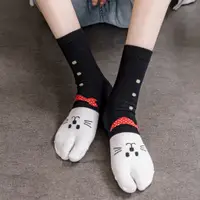 在飛比找蝦皮商城優惠-女襪 卡通襪子 女中筒襪 ins分腳趾襪 貓咪兩指 可愛日式