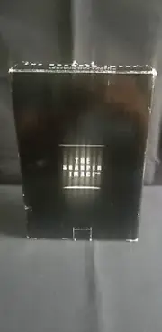 ☆The Sharper Image Touch MP4 Player avon 2010