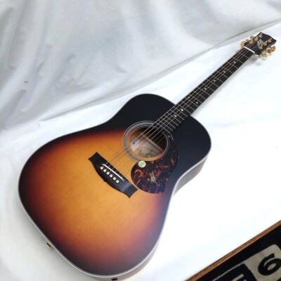 Maton Troubadour Dreadnought Acoustic Guitar w/pickup + Hard Case