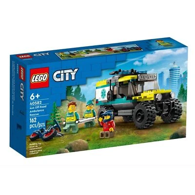 LEGO CITY: 4x4 Off-Road Ambulance Rescue (40582)