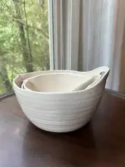 Coldwater Creek Ivory Pottery Nesting Pouring Mixing Bowls