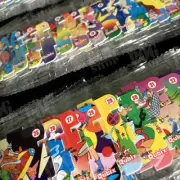 POGS QUBIX TAZOS 1999 Walkers Fully Sealed Mint Set 36/36 Looney Tunes POG SHOP