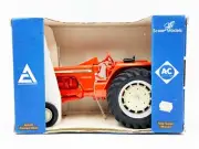 1/16th Allis Chalmers 190 Tractor