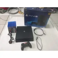 在飛比找蝦皮購物優惠-PS4 PRO 1TB and games