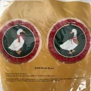 #2309 Bib & Bows Vintage 80s Embroidery Kit w/ Hoops Christmas Calico Geese