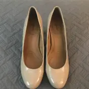 Women’s Jaclyn Smith TORI NUDE BEIGE Size 9.5 MEDIUM BRAND NEW High heels