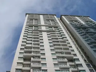 1 Borneo Condominium Tower A 