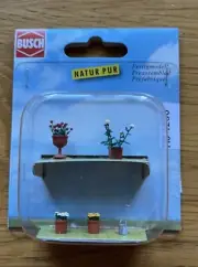 Busch HO 1230 - Planters With Bucket & Spade For Model Scenery BNIP