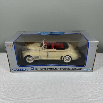 Welly 1:18 Diecast Cars 1941 Chevrolet Special Deluxe Convertible New!