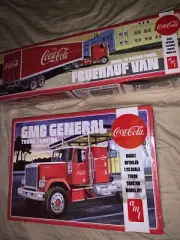 AMT GMC General Truck Tractor / FB Beaded Panel FrueHauf Van