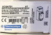 TELEMECANIQUE XCSA701 Safety Limit Switch Type XCS Interlock Sensor