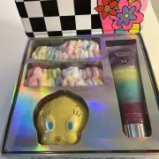 Looney Tunes x Hi Peach Hi Tweety! Spa Box Headband & Wrist Band-Scrub Bomb-NWT
