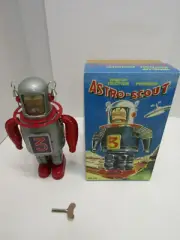 OLD METAL TIN WINDUP ASTRO-SCOUT MS399 ROBOT WORKS SPACE TOY ORIGINAL BOX