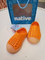 NWB Native Jefferson Shoes Orange Toddler Size 4 (31142B)
