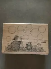 House Mouse Designs AMANDA & MONICA BLOWING BUBBLES 4 1/2" x 3" Wood Mount Sta