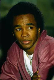 Welterweight Champ Sugar Ray Leonard 1980 Boxing Photo 4