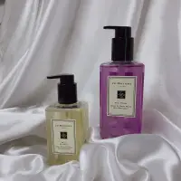 在飛比找蝦皮購物優惠-JO MALONE 紅玫瑰/蘭風鈴手部及身體沐浴膠250ml