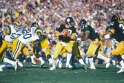 Terry Bradshaw of the Pittsburgh Steelers 1980's NFL Photo 89