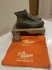 RM WILLIAMS Marc Newson Olive Leather Yard Boot 365 UK 8