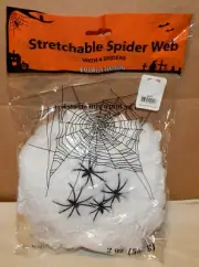Spider Web Halloween & 4 Spiders 2 oz More You Stretch It Better It Looks 267Y