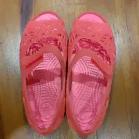 在飛比找蝦皮購物優惠-CROCS兒童淑女鞋 C13