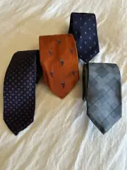 New With Tags Men’s silk Brooks Brothers Ties