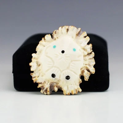 NATIVE AMERICAN ZUNI ANTLER HEDGEHOG FETISH BY ROBERT WEAHKEE